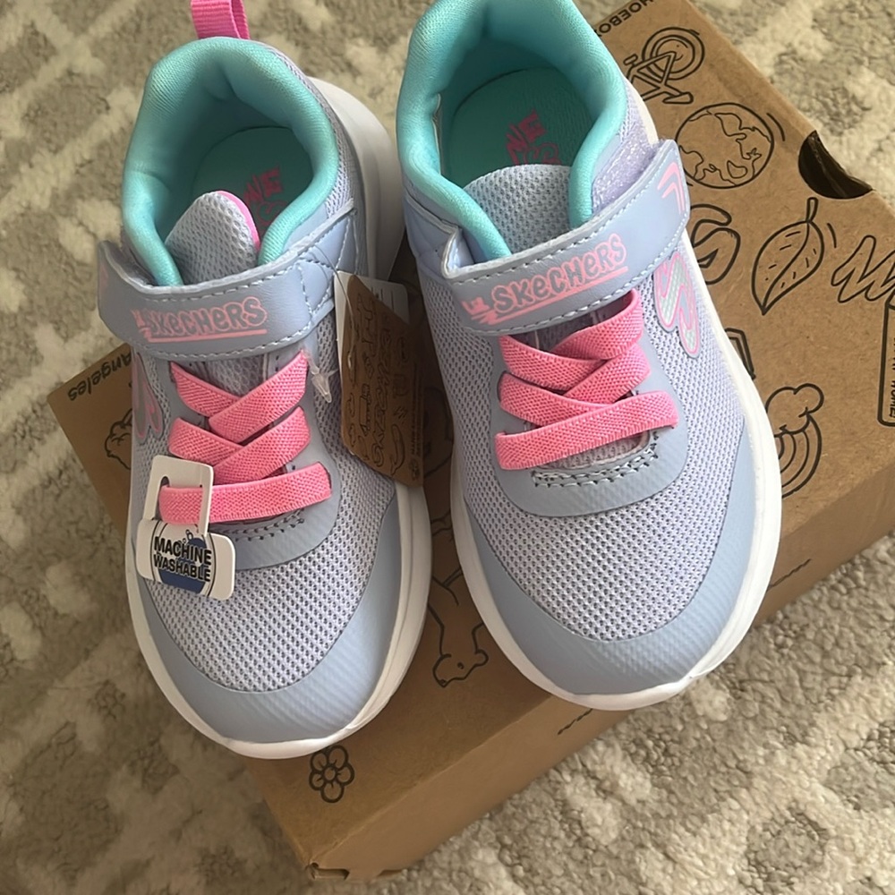 NWT Toddler Girl Sneakers